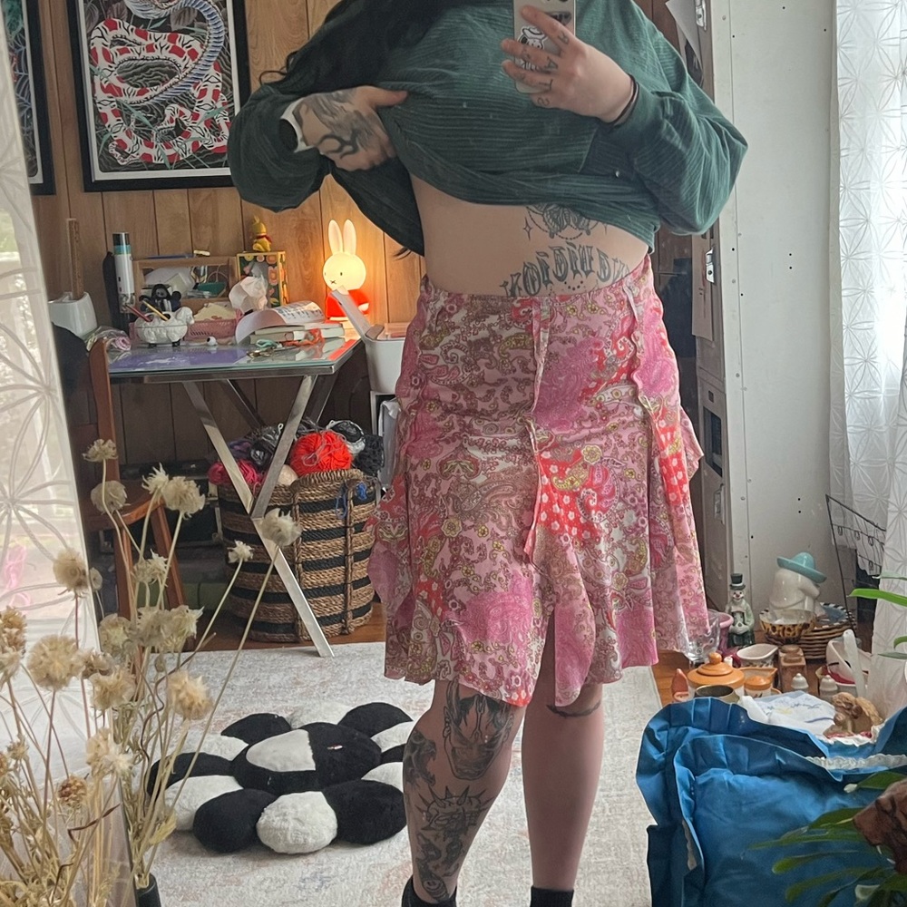 Vintage y2k pink paisley skirt